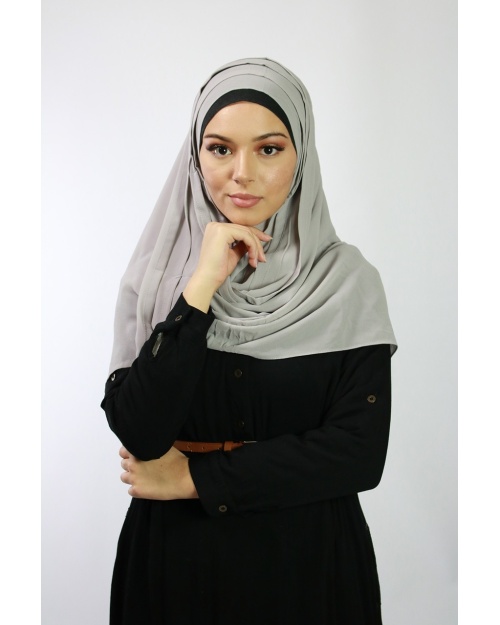 Hijab à enfiler entiérement cousu gris clair