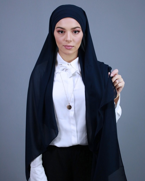 Hijab à enfiler entièrement Mousseline bleu marine