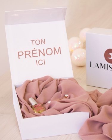 box hijab cadeau avec prénom personnalisé