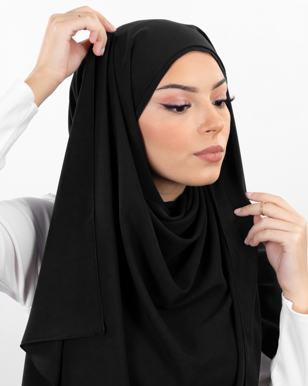 silk under hijab